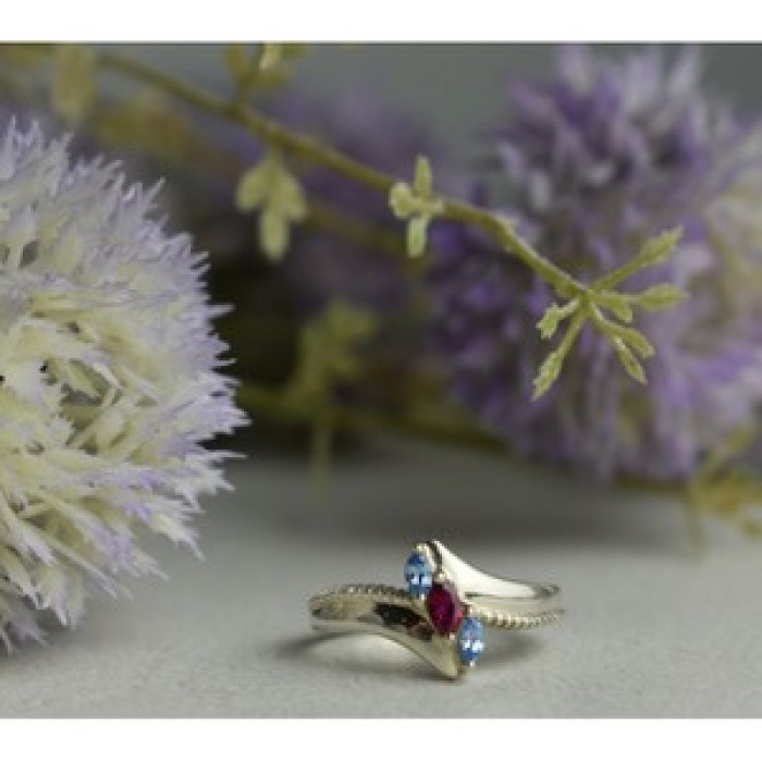 925 Sterling Silver Pink Spinel & Topaz Ring Size 7