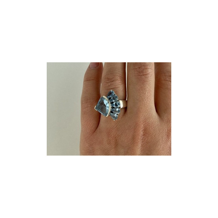 925 Sterling Silver Blue Spinel Ring Size 8