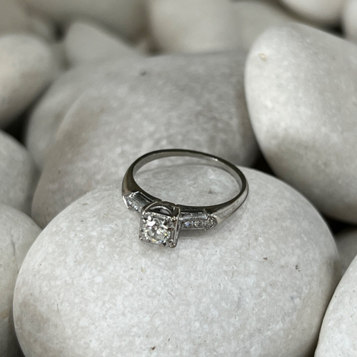 Jabel 18K White Gold Diamonds Ring Size 4.5