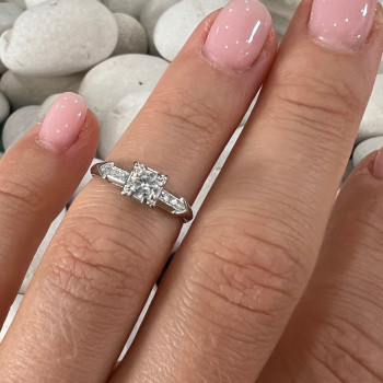 Jabel 18K White Gold Diamonds Ring Size 4.5