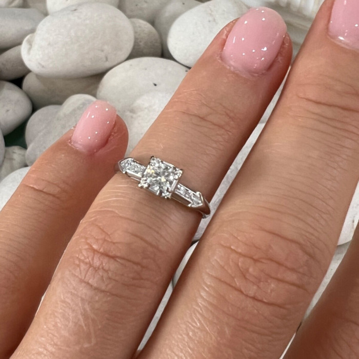 Jabel 18K White Gold Diamonds Ring Size 4.5