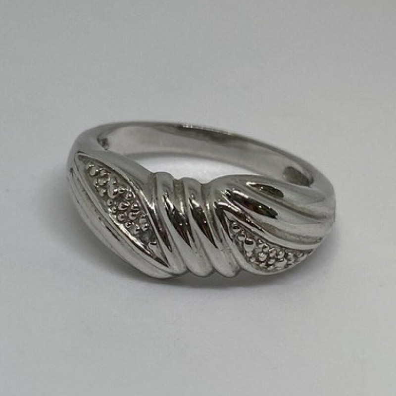 925 Sterling Silver Ring Size 6.5