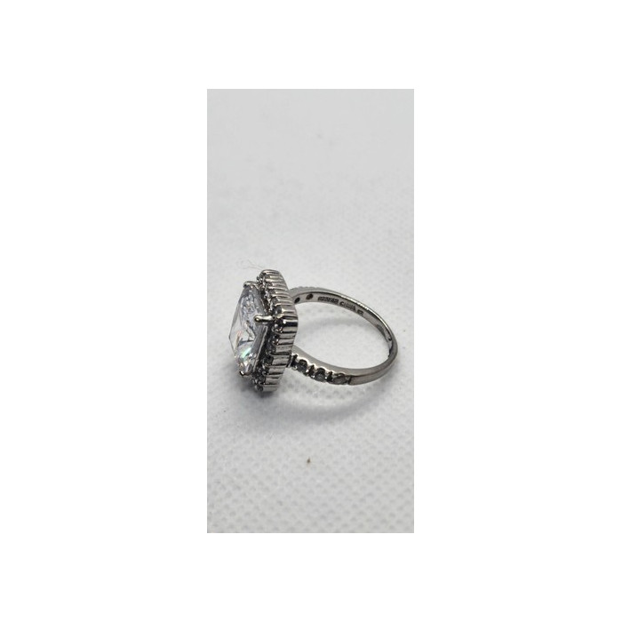 925 Sterling Silver CZ Ring Size 7