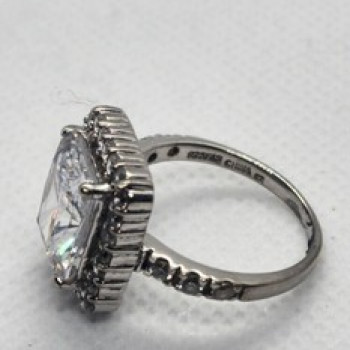 925 Sterling Silver CZ Ring Size 7