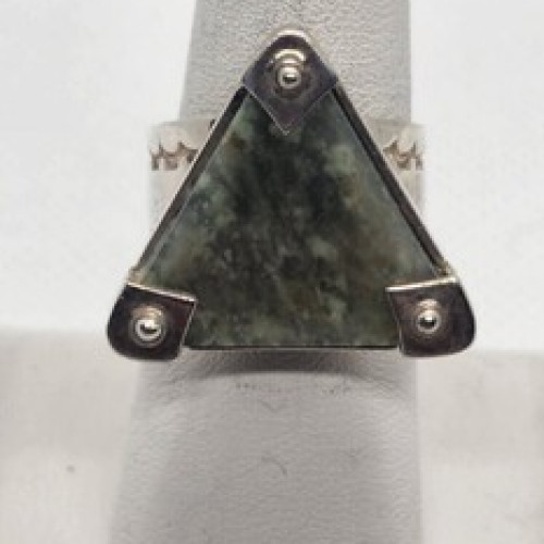 925 Sterling Silver Nephrite Ring Size 7.5