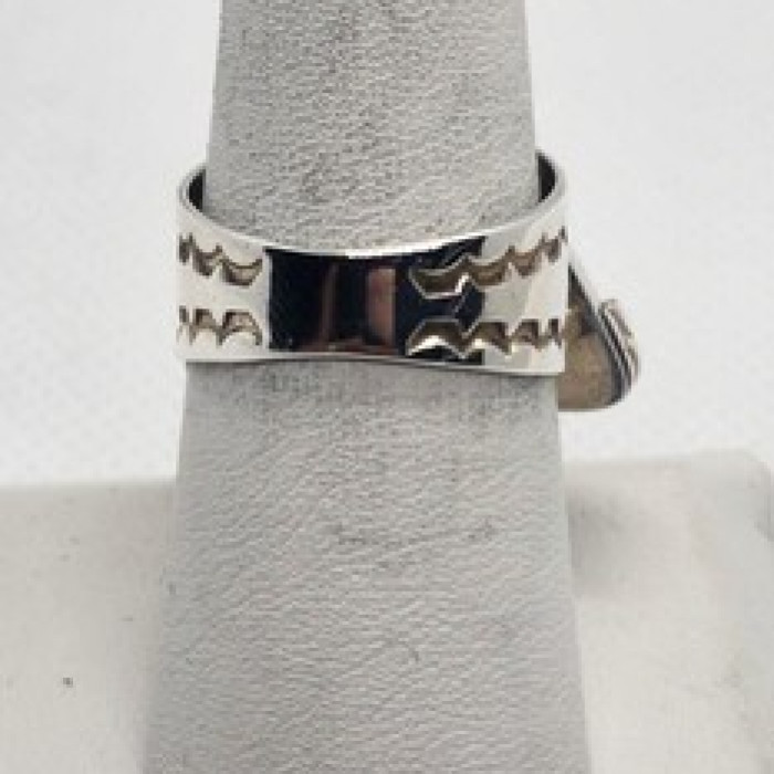 925 Sterling Silver Nephrite Ring Size 7.5
