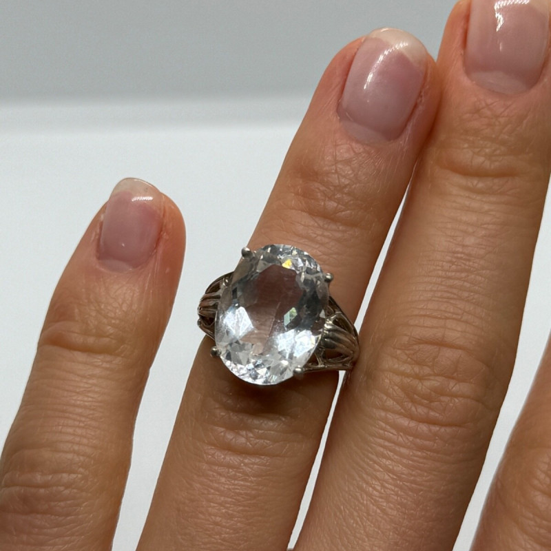 925 Sterling Silver CZ Ring Size 4