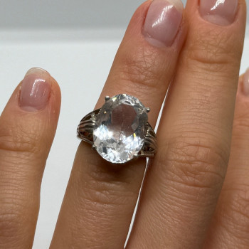 925 Sterling Silver CZ Ring Size 4