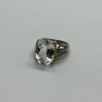925 Sterling Silver CZ Ring Size 4