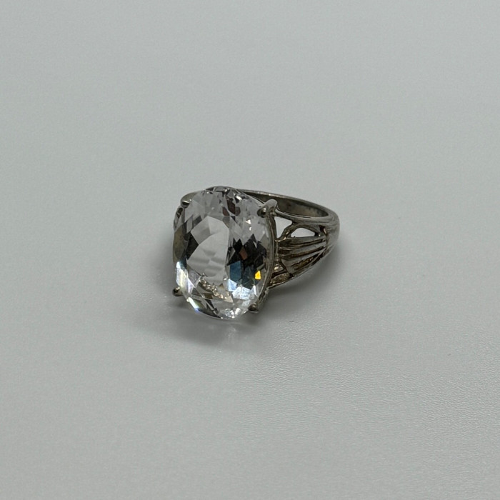 925 Sterling Silver CZ Ring Size 4