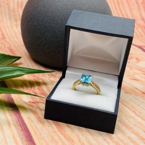 925 Sterling Silver Gold Plated Blue Topaz Ring Size 8