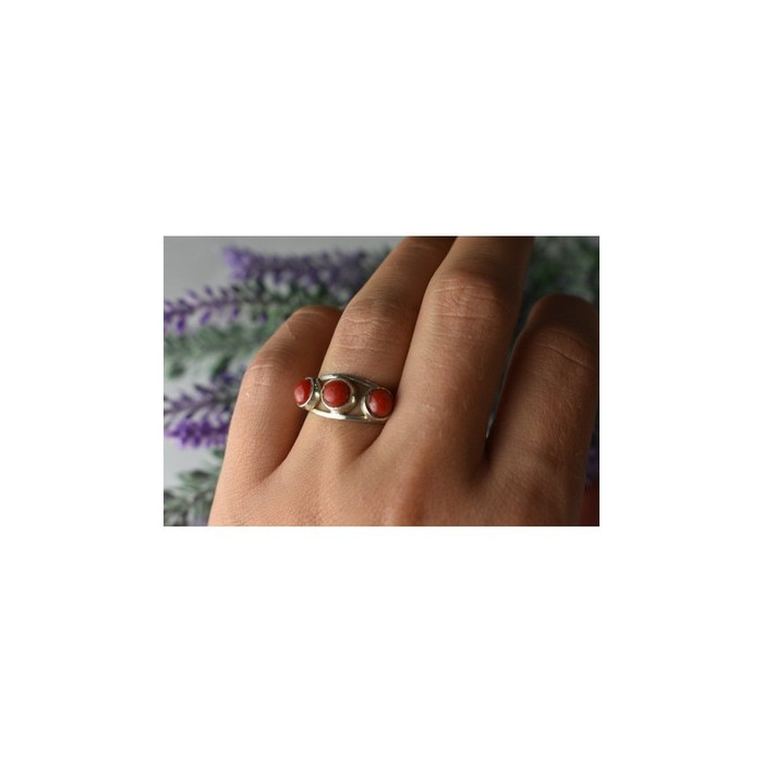 925 Sterling Silver Red Corals Ring Size 6.5