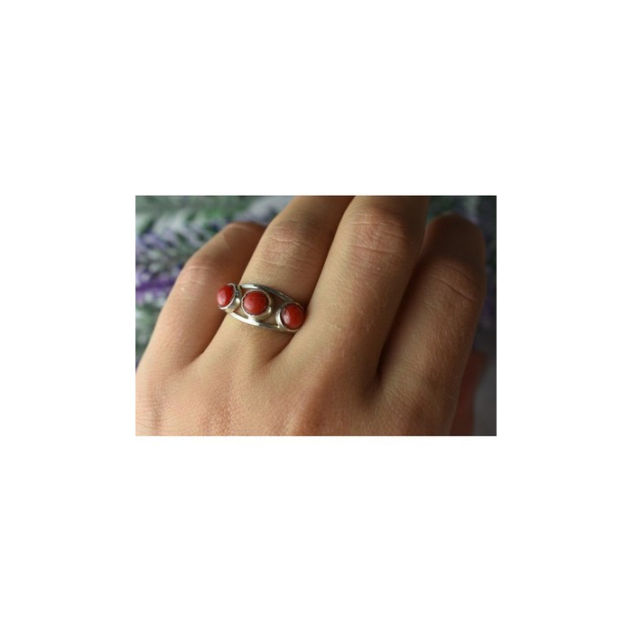 925 Sterling Silver Red Corals Ring Size 6.5