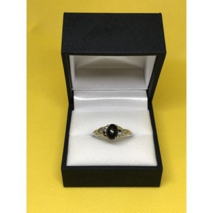 925 Sterling Silver Black Nephrite ( Jade ) Ring Size 9
