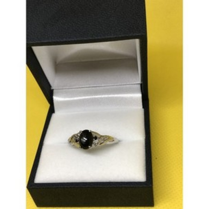 925 Sterling Silver Black Nephrite ( Jade ) Ring Size 9