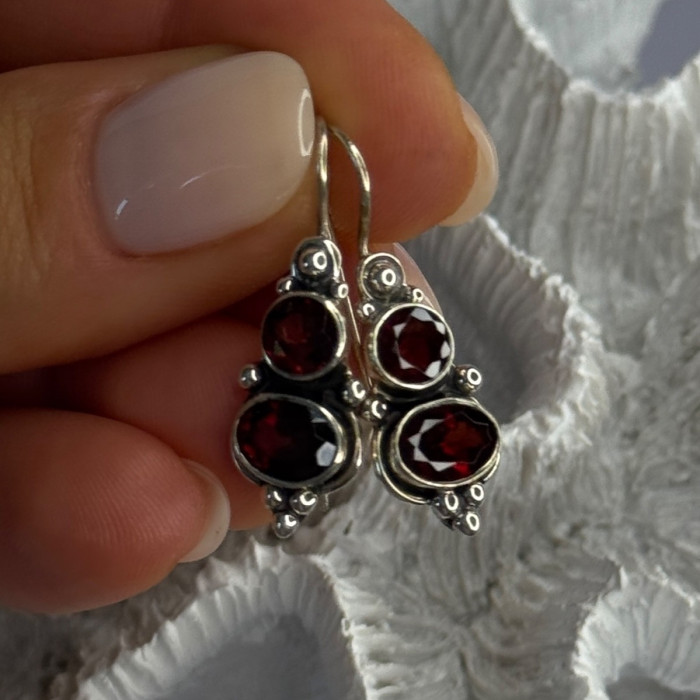925 Sterling Silver Garnet Earrings Length 1.15 Inch