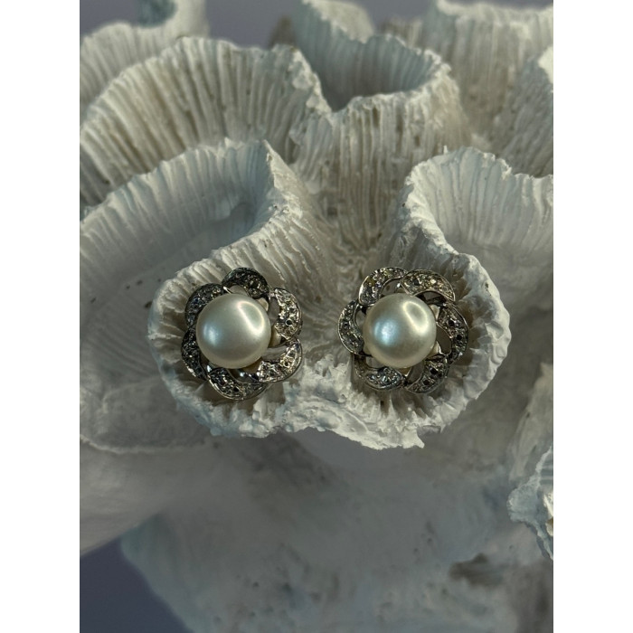 Beautiful 925 Sterling Silver Pearl Earrings Length 0.60 Inch