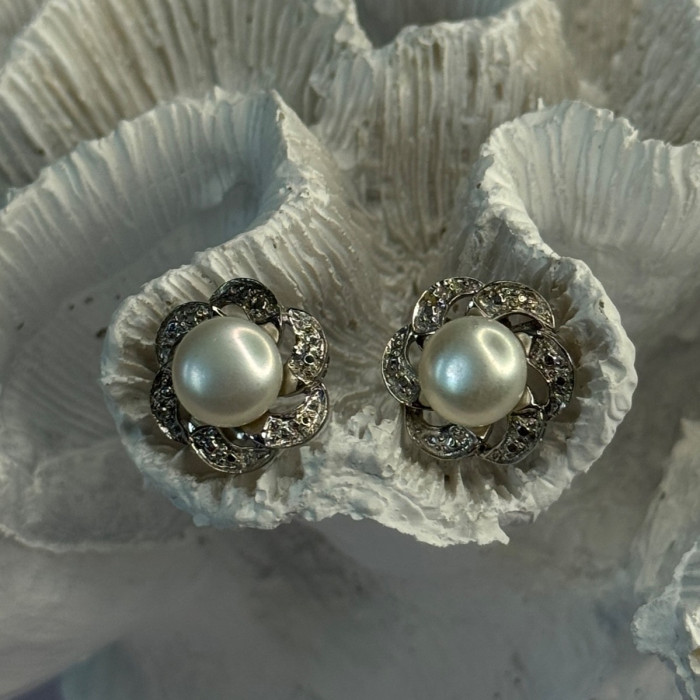 Beautiful 925 Sterling Silver Pearl Earrings Length 0.60 Inch