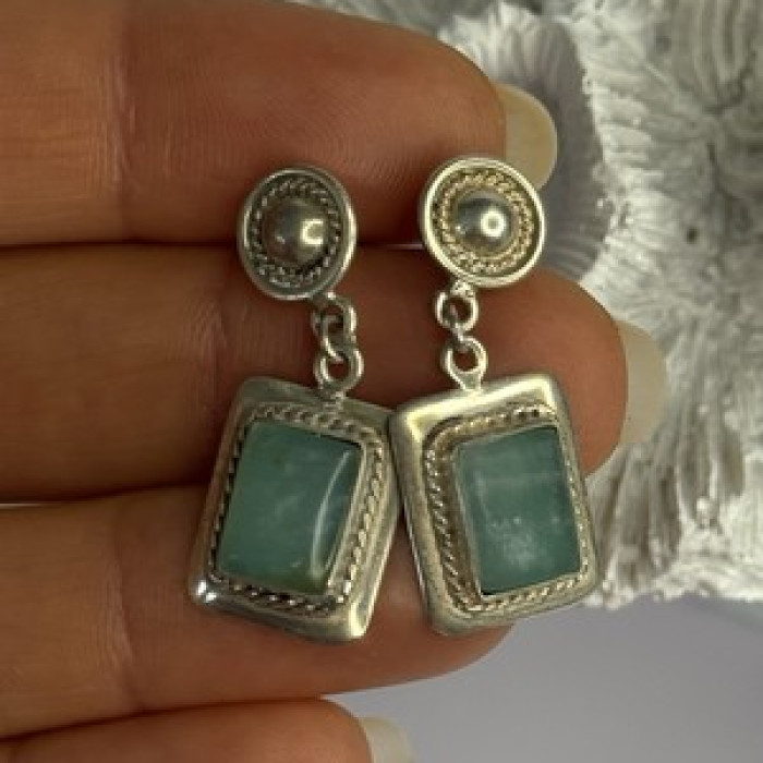 Vintage Beautiful 925 Sterling Silver Jade Earrings Length 1.20 Inch
