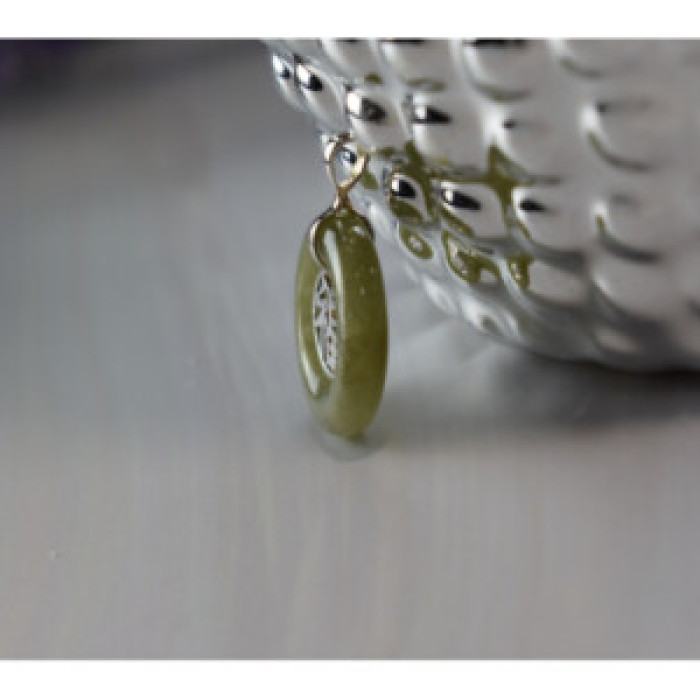 925 Sterling Silver Jadeite Pendant