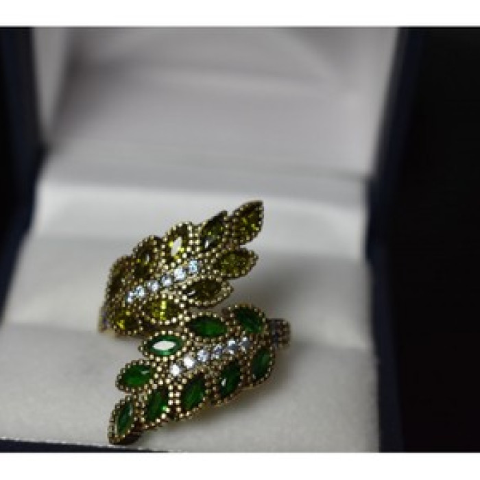 925 Sterling Silver With Gilding Green Alpanite & CZ Ring Size 8.5