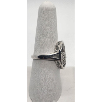 925 Sterling Silver Diamond Ring Size 8