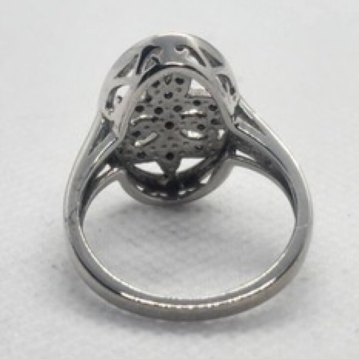 925 Sterling Silver Diamond Ring Size 8