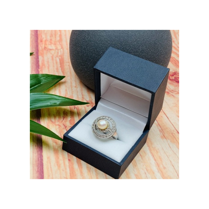 925 Sterling Silver Pearl Ring Size 8