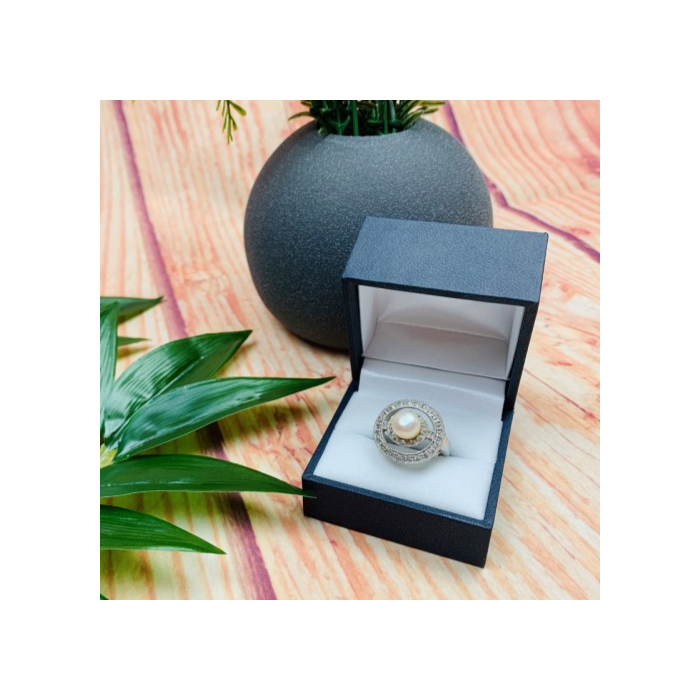 925 Sterling Silver Pearl Ring Size 8