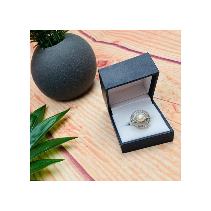 925 Sterling Silver Pearl Ring Size 8