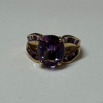 10K Yellow Gold Amethyst Ring Size 7
