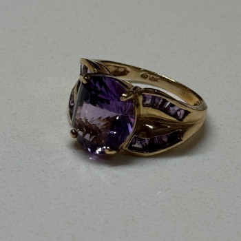 10K Yellow Gold Amethyst Ring Size 7