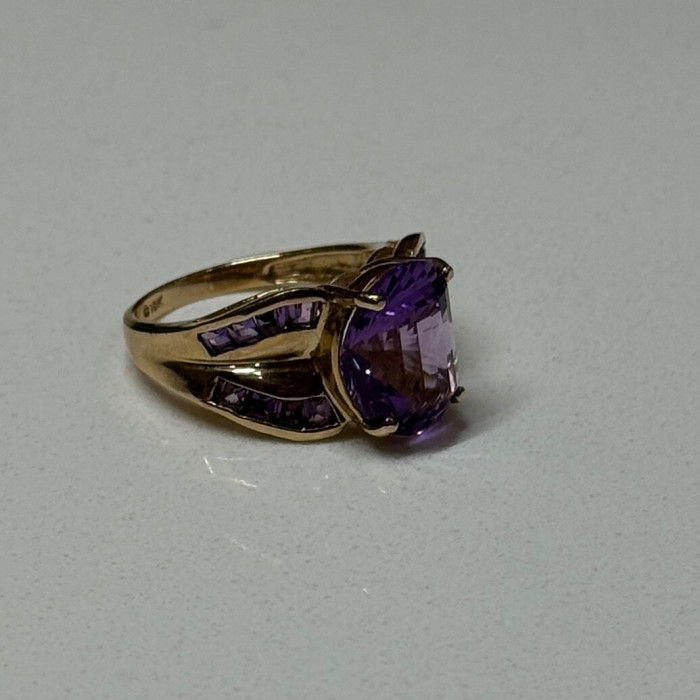 10K Yellow Gold Amethyst Ring Size 7