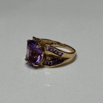 10K Yellow Gold Amethyst Ring Size 7