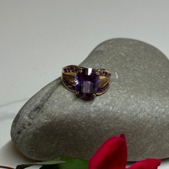 10K Yellow Gold Amethyst Ring Size 7