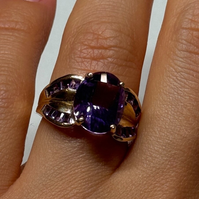 10K Yellow Gold Amethyst Ring Size 7