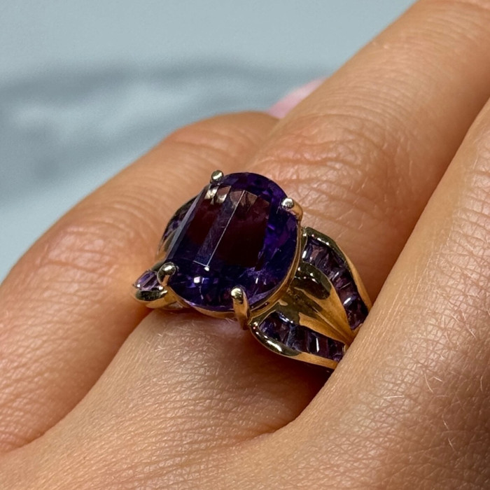 10K Yellow Gold Amethyst Ring Size 7