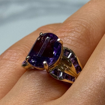 10K Yellow Gold Amethyst Ring Size 7