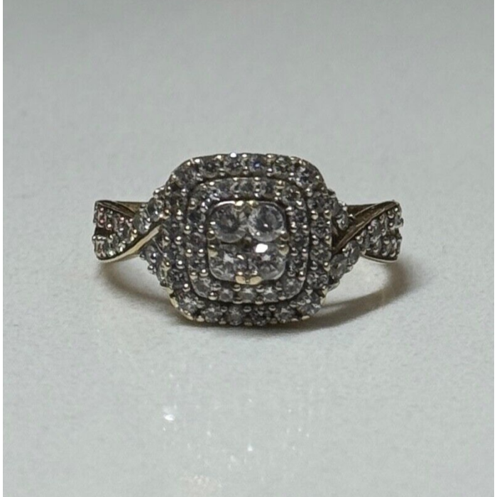 10K YELLOW GOLD DIAMONDS RING SIZE 9