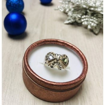 925 Sterling Silver Blue Topaz, Green Peridot & Marcasites Ring Size 6.5