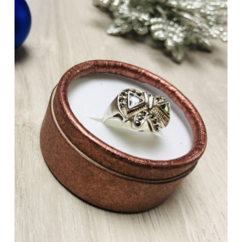 925 Sterling Silver Blue Topaz, Green Peridot & Marcasites Ring Size 6.5