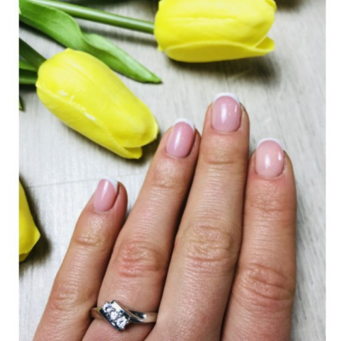 925 Sterling Silver CZ Ring Size 7