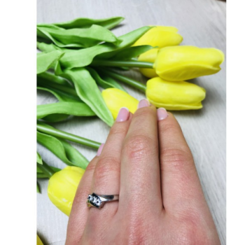 925 Sterling Silver CZ Ring Size 7