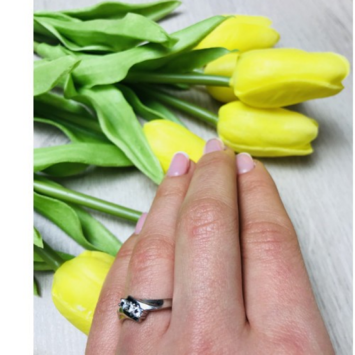 925 Sterling Silver CZ Ring Size 7