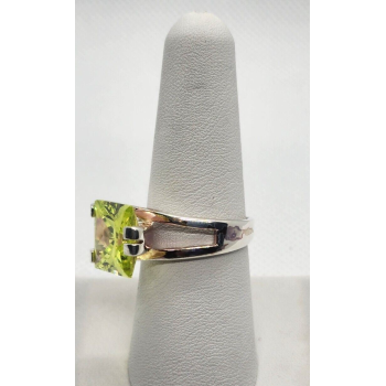 925 Sterling Silver Chrysoprase Ring Size 8