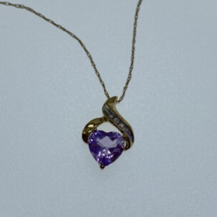 10 K Yellow Gold Amethyst & Diamond 