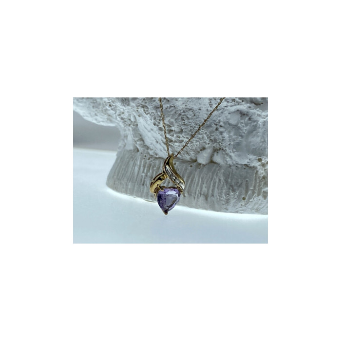10 K YELLOW GOLD AMETHYST & DIAMOND 