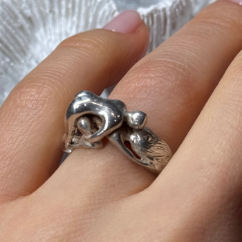 925 Sterling Silver Kamasutra Ring Size 6.5