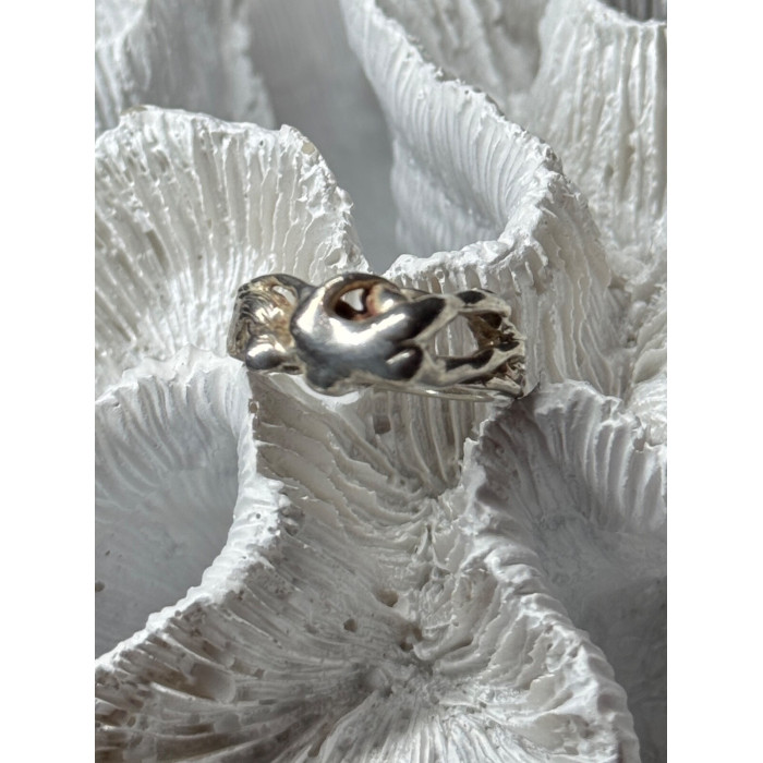 925 Sterling Silver Kamasutra Ring Size 6.5