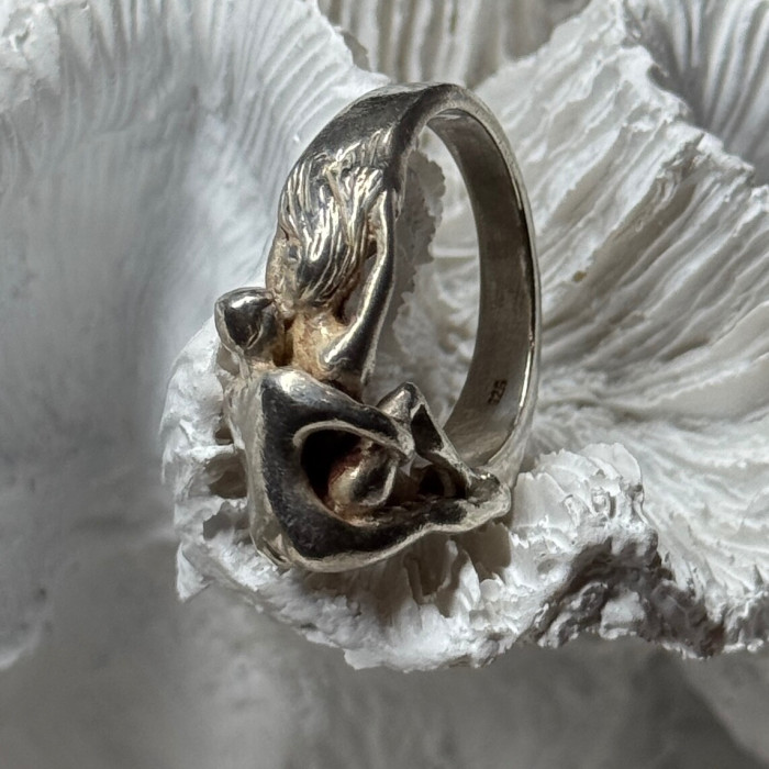925 Sterling Silver Kamasutra Ring Size 6.5